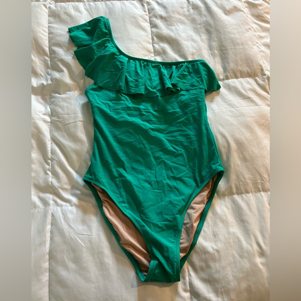 NWT-J Crew one shoulder ruffle full piece bathing suit, women’s medium.